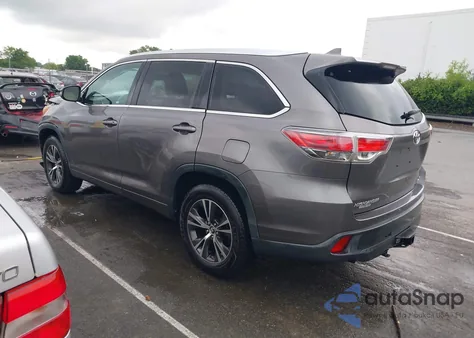 2016 Toyota Highlander Xle z USA, uszkodzony, nr VIN 5TDKKRFH9GS153441